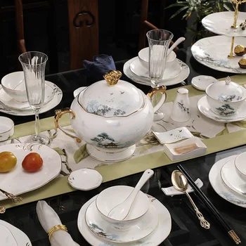 A tigela e o prato conjunto de famílias de alto grau de porcelana de mesa novo Chinês simples luz de luxo pintado de ouro tigela e placa de